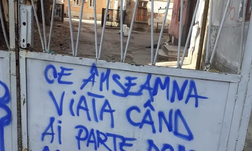 Cu ochii n 3,14 jpeg
