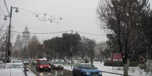 Traficul din centru este mai liber odată cu mutarea staţiei de taxi de la Arta