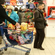 carrefour cumparaturi cos plin LM 12 20 2007 2 40 49 PM 3504x2336b jpg