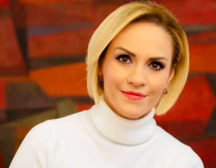 
    Nicușor Dan nu și-a preluat încă mandatul de primarfoto: arhivă personală  