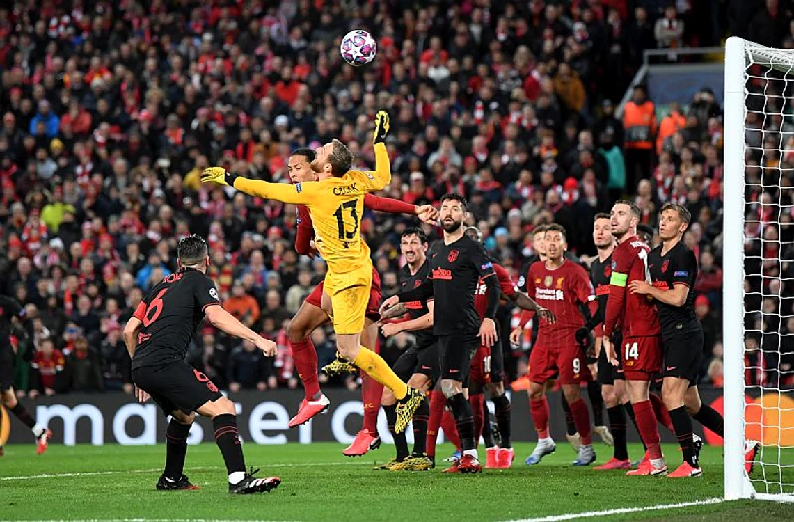 
    Portarul Oblak a avut intervenții salvatoare pe stadionul din LiverpoolFoto: Guliver / GettyImages  