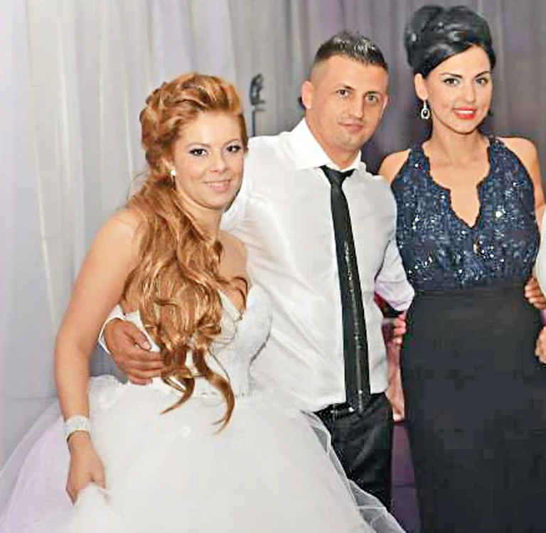 Lavinia Pârva, aici alături de fratele ei și de soția lui