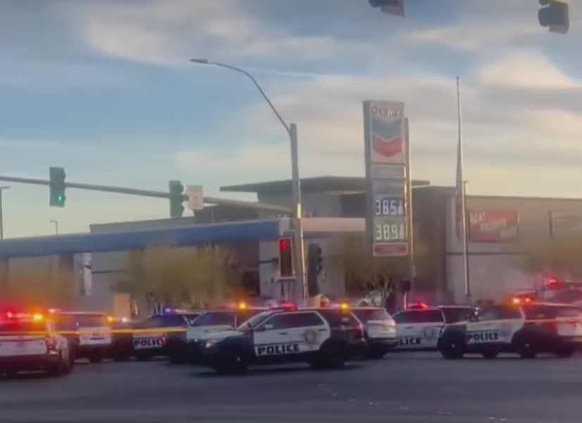 Posibil incident cu luarea de ostatici în Las Vegas. Un bărbat s-a baricadat într-un autobuz, după explozia unui autovehicul Tesla