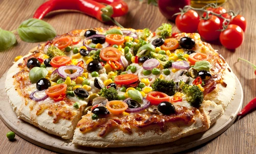 Pizza de post  Sursa foto shutterstock 176980196 jpg