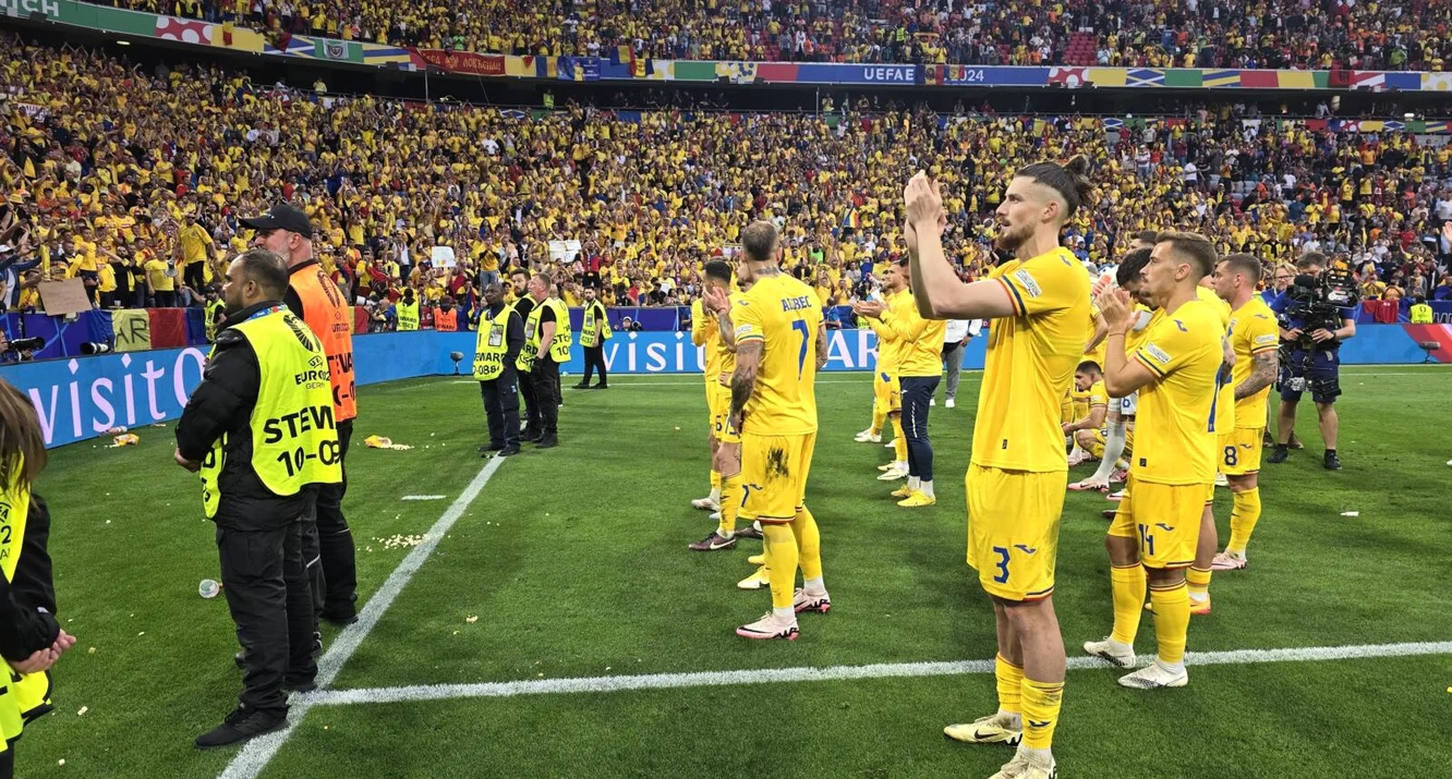 Tricolorii ar fi trebuit să ajungă în această seară în țară, de la Euro 2024. Foto frf.ro