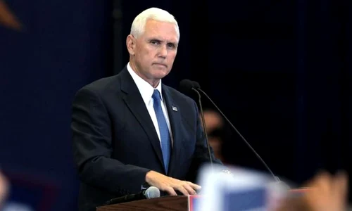 Vicepreședintele SUA a vizitat fostul lagăr de concentrare de la Dachau / VIDEO jpeg