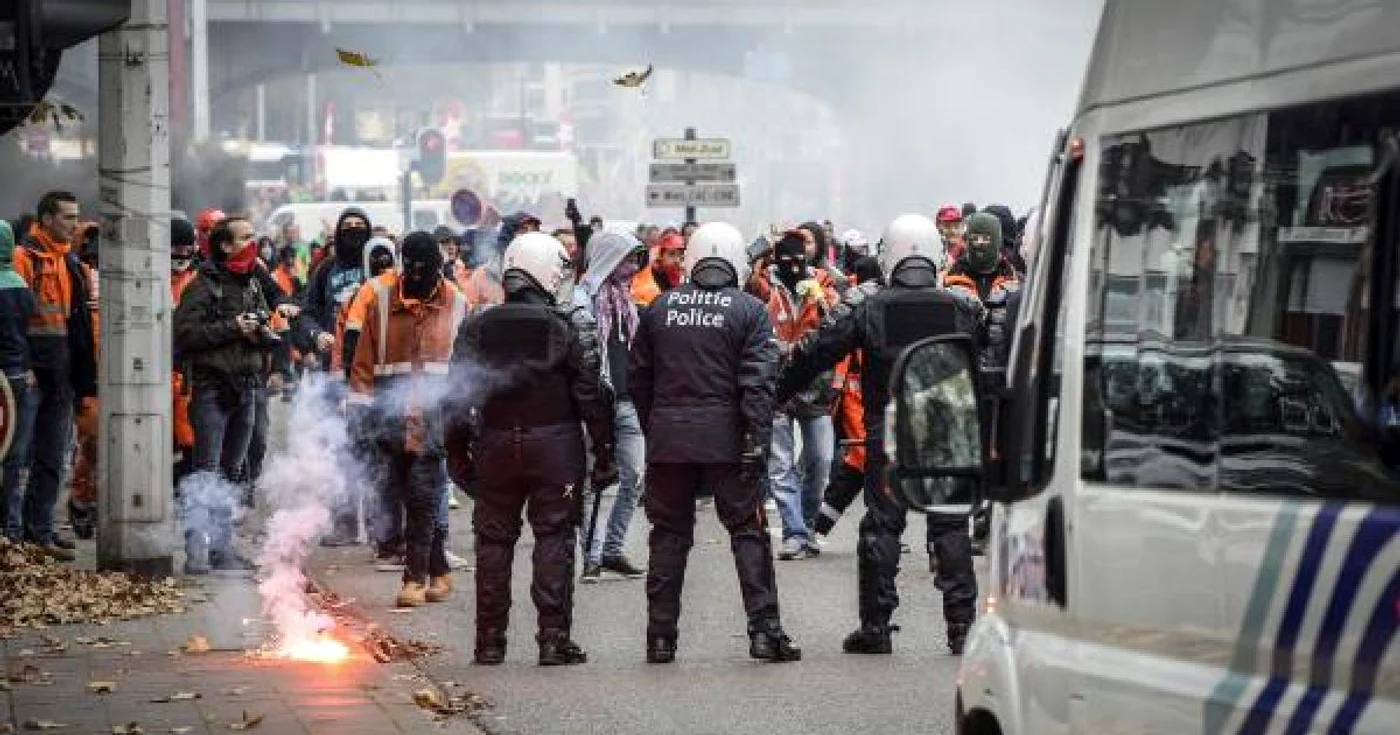 Peste 110.000 de persoane au manifestat joi la Bruxelles