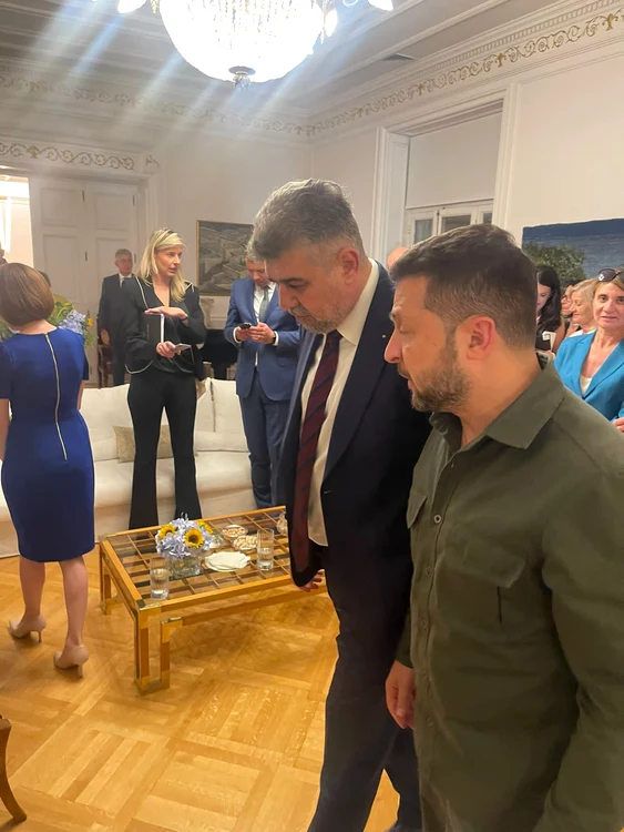 Premierul Marcel Ciolacu și Zelenski FOTO gov.ro