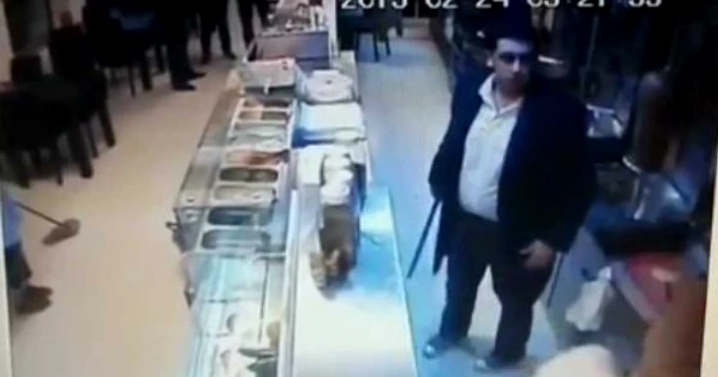 Atacatorul de la fast-food, propus spre arestare FOTO captură video
