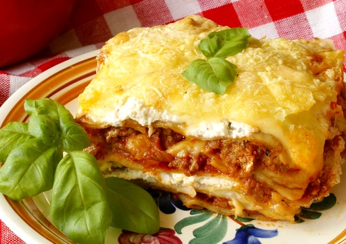 lasagna cu carne jpeg