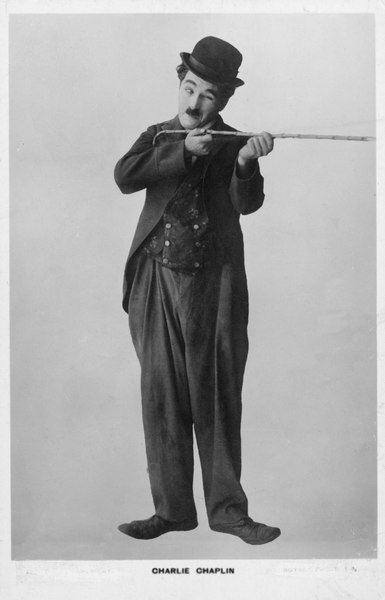 Viața lui Charlie Chaplin bate orice scenariu. Sărăcie, scandaluri, exil și un final greu de imaginat