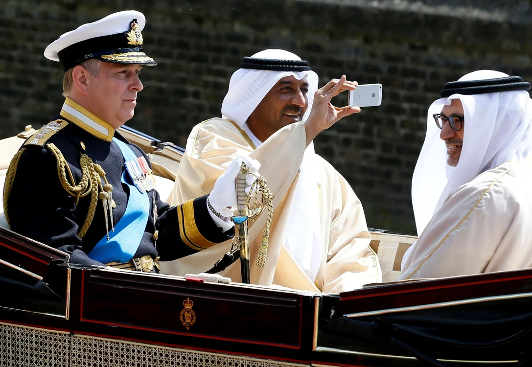 Prințul Andrew și șeicii GettyImages 167797976 jpg