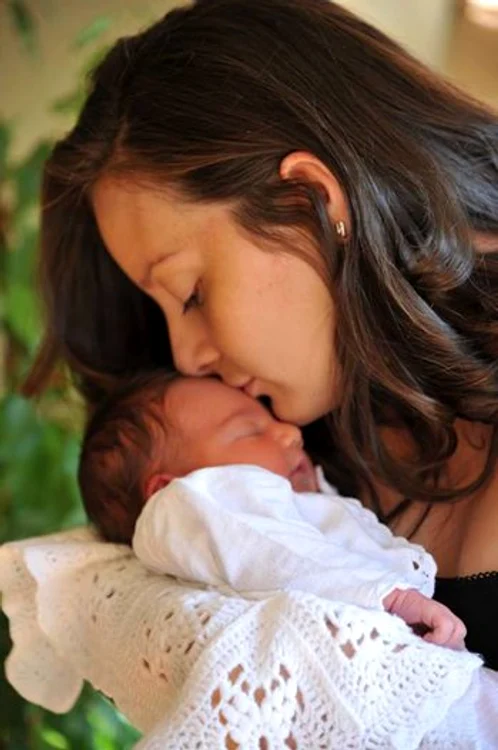 În toamna anului 2013, s-a născut primul copil al lui Kelemen Hunor, adorabila Hanna