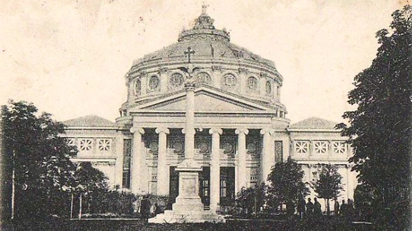 „Coloana cu Vultur”, monumentul bucureștean distrus de cutremurul din 1977 jpeg