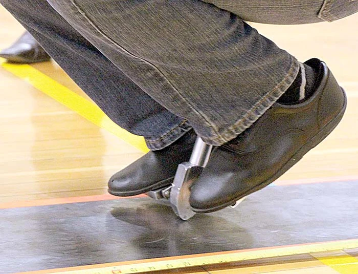 A mers pe o distanţă de 12 metri