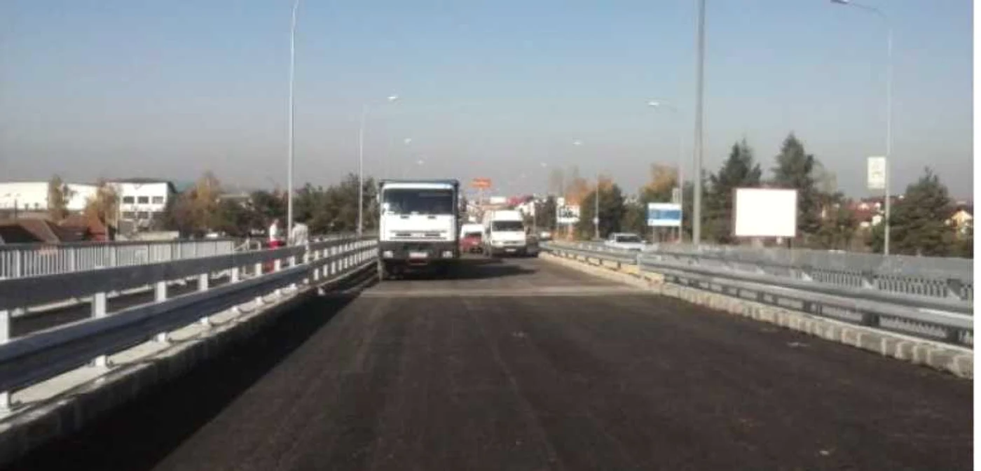Tronsonul II al Ocolitoarei va fi gata abia în decembrie, lucrările fiind întarziate de exproprieri. FOTOArhivă.