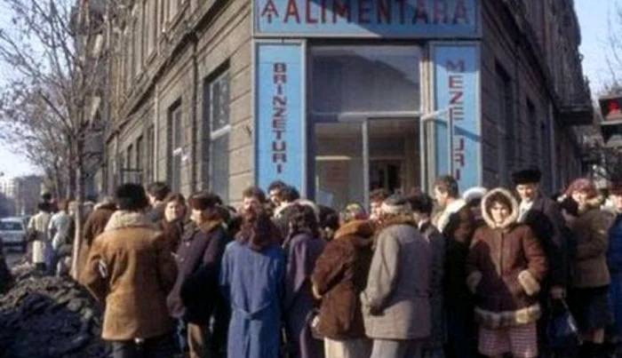 Cozile din comunism, surprinse în documentele Securității