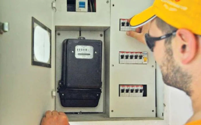 De la 1 ianuarie 2013, factura la curent va creşte cu 6% FOTO Adevărul