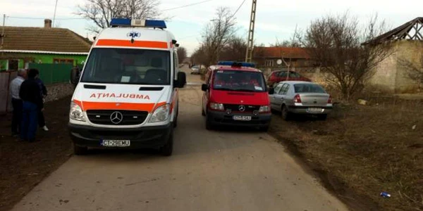 Victima a fost salvată de pompieri Foto: Adrian Boioglu