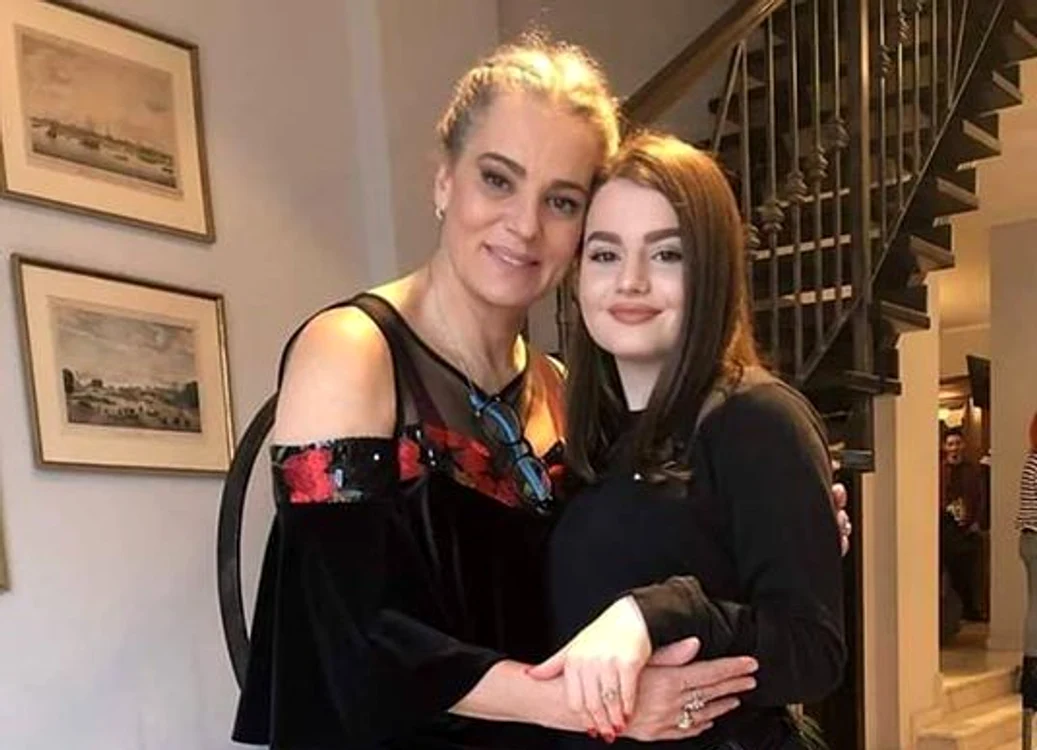 Isadora împlinește 18 ani pe 21 aprilie