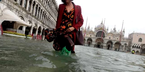 Venetia sub ape FOTO EPA-EFE