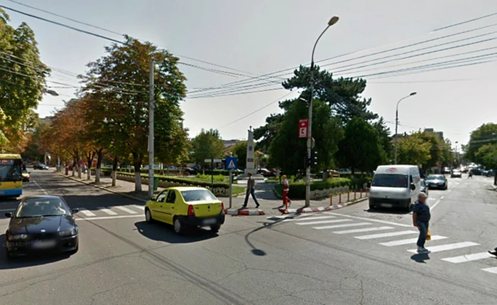Mâine, între orele 10.00 şi 11.00, va fi oprită circulaţia autovehiculelor pe B-dul N. Bălcescu