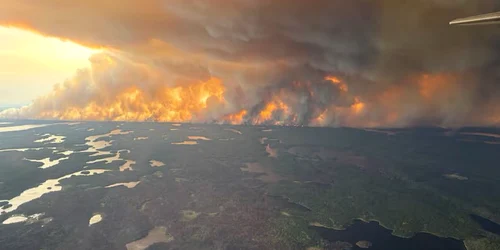 incendiu manitoba canada foto X 
