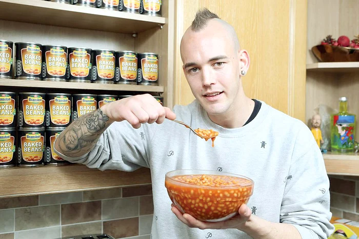 
    Gary Watkinson şi-a făcut analizele şi medicii au descoperit că e perfect sănătos  