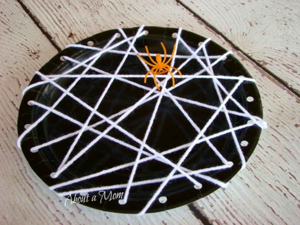Ornamente de Halloween: pânză de păianjen