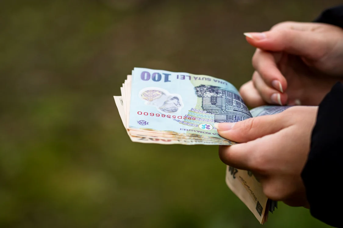 Vouchere în valoare de 3.000 de lei pentru românii care suferă de depresie. Foto: Shutterstock