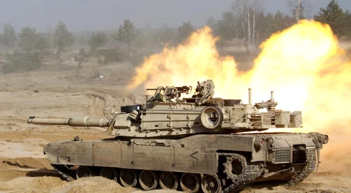 Tanc Abrams participand la un exercitiu NATO FOTO EPA-EFE