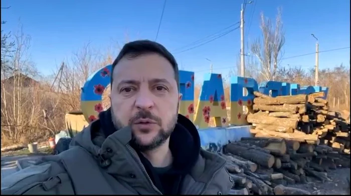 Volodimir Zelenski la intrarea în orașul Sloviansk FOTO Twitter @alert_ukraine