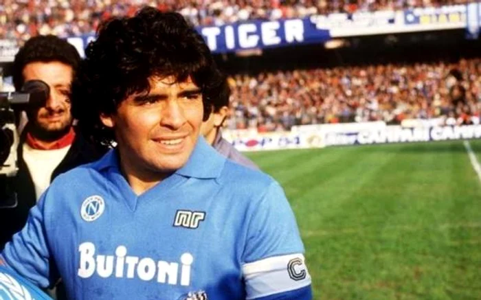 Regretatul Diego Maradona, un zeu la Napoli