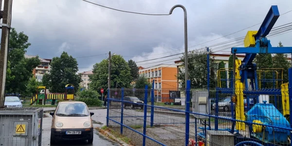 Emisii de gaze periculoase de la sondele OMV din Câmpina