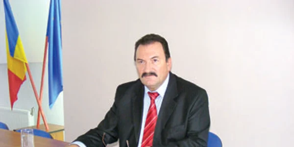 Încasările la buget sfidează criza