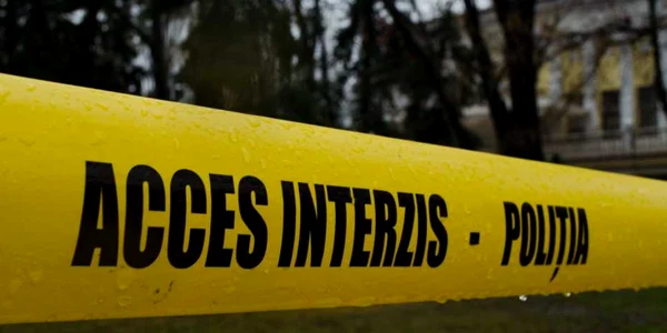 acces interzis
