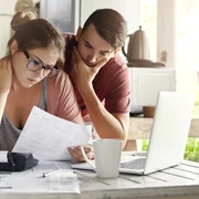 cuplu calcul facturi shutter 550887700 jpeg