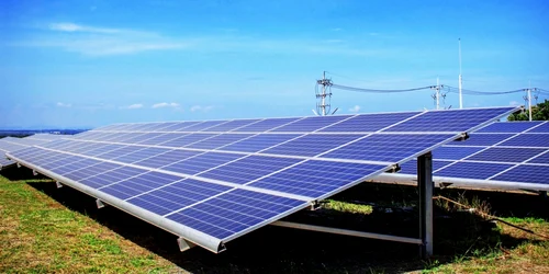 fotovoltaice panouri solare FOTO Shutterstock