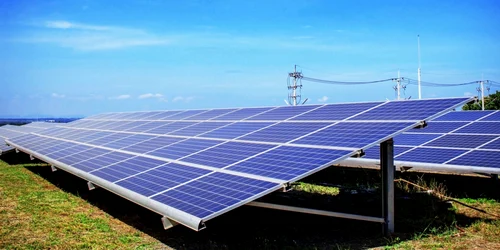 fotovoltaice panouri solare FOTO Shutterstock
