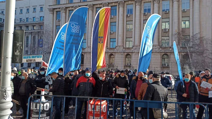 protest sindicate metalurgie la ministerul energiei - 20 ian 2022