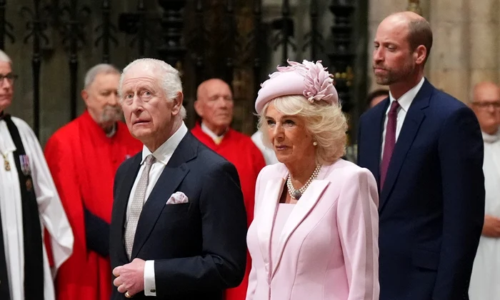 Regele Charles, Regina Camilla și Prințul William Foto Profimedia jpg