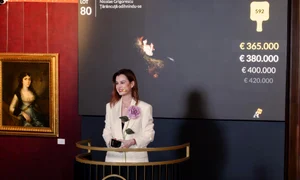 Adina Matei comisar licitatie Artmark record Grigorescu jpg