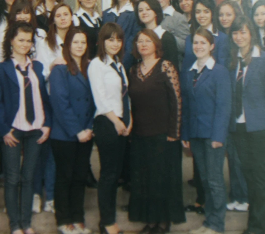 Mariana Lazanu alături de elevii săi