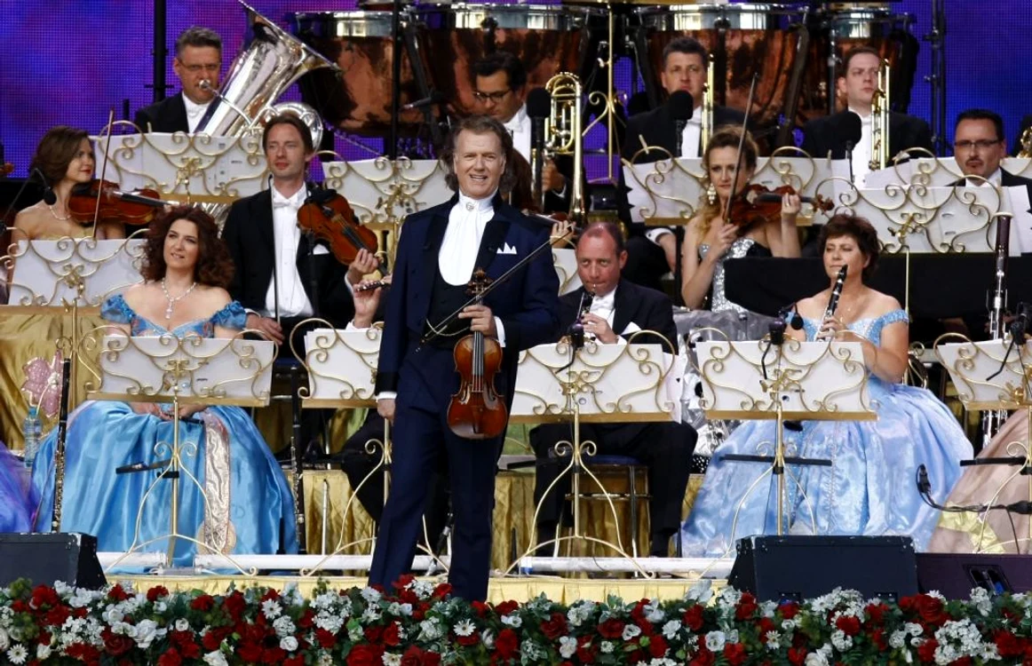André Rieu, la unul dintre concertele de anul trecut     FOTO: David Muntean
