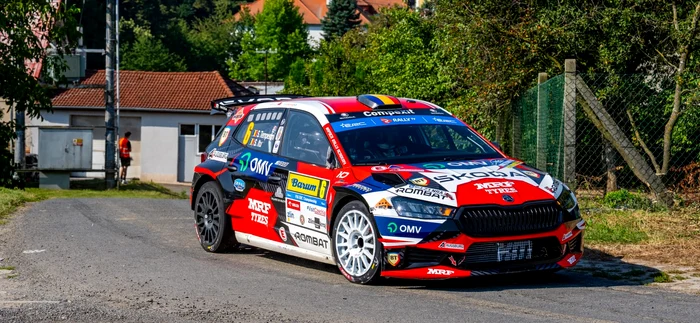 Mașina perechii Tempestini - Itu, gata de start