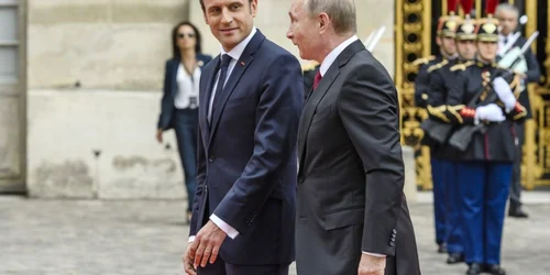 Emmanuel Macron & Vladimir Putin / FOTO EPA / 29 mai 2017