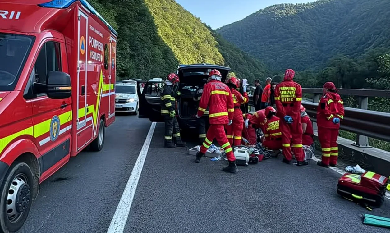 Grav accident de circulație pe Valea Oltului. FOTO: ISU Sibiu