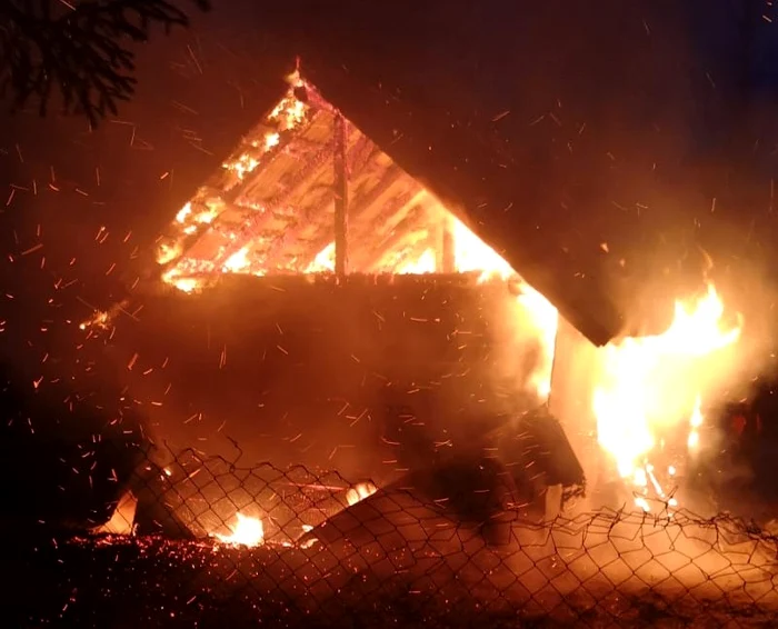 Explozia unei butelii a provocat dezastrul FOTO ISU Neamț