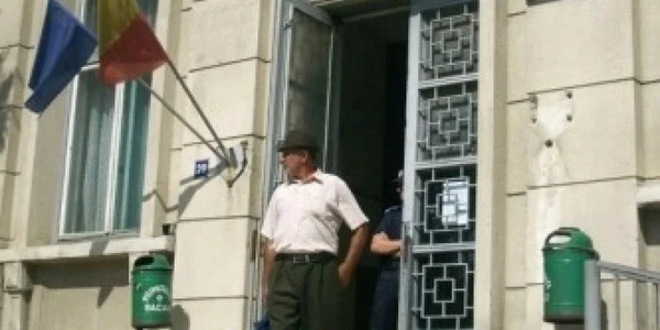 Bacău: Magistrații vor rezolva doar cazurile urgente