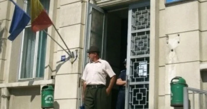 Bacău: Magistrații vor rezolva doar cazurile urgente